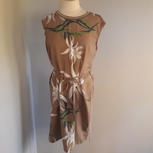 BB Collection floral dress size L - Picture 4 of 16